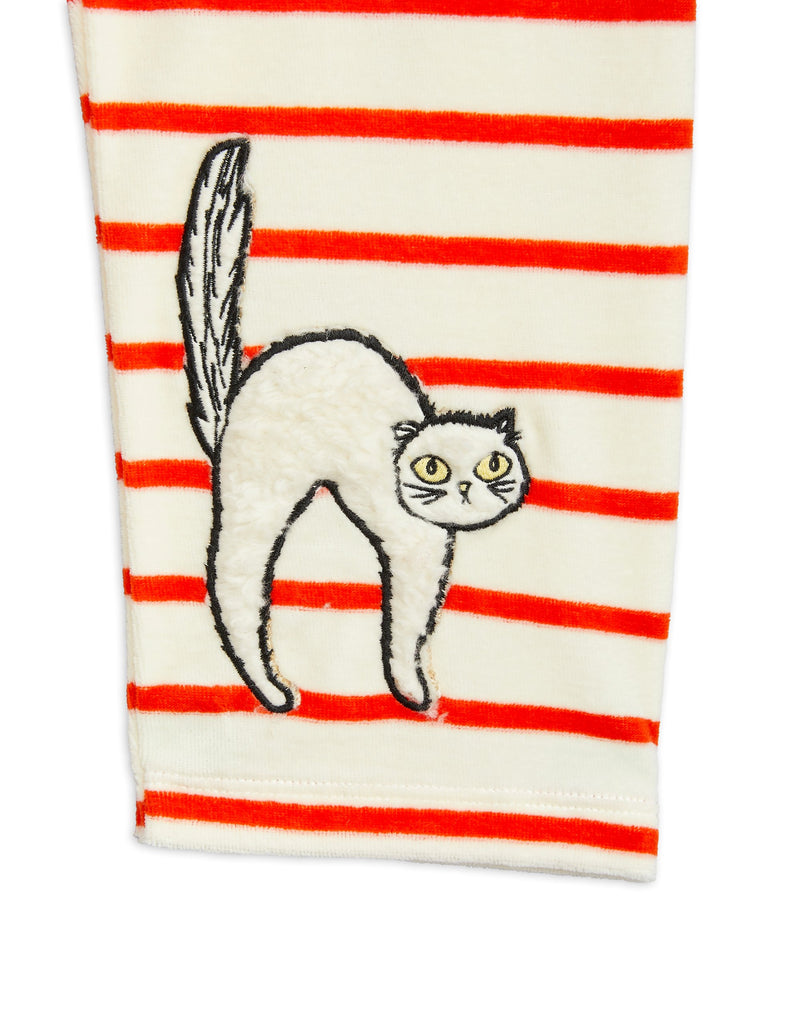 Mini Rodini Scaredy Cat Red/White Stripe Velour Pant | Fuzzy cat applique | Elastic waist with working drawstring | Open at ankle | 100% organic cotton -  closeup