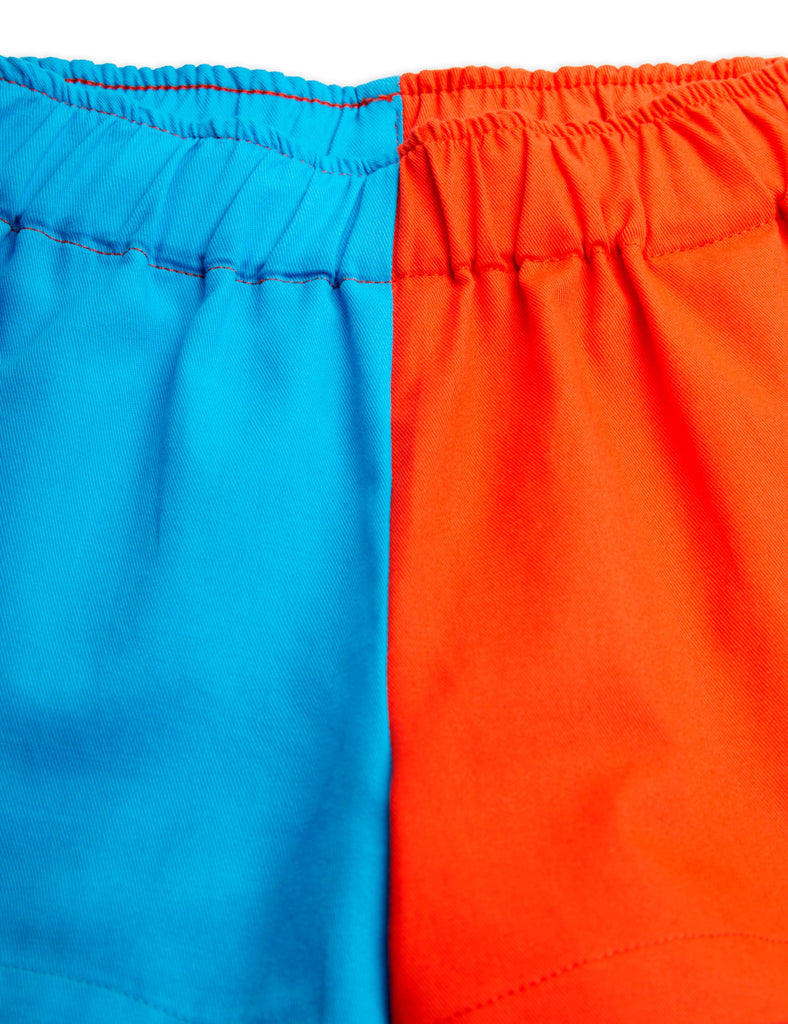 Mini Rodini 2-Tone Summer Short | All Cotton | red/Blue | Wide Comfortable Elastic Waist  - closeup