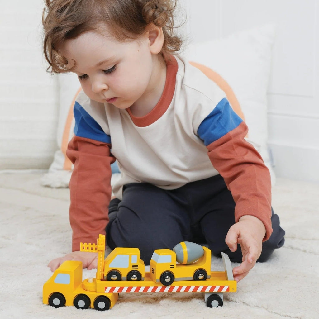 Wooden toy tranporter truck with 2 vehicles | vehicles can be taken off and played with separately | Ages 3+