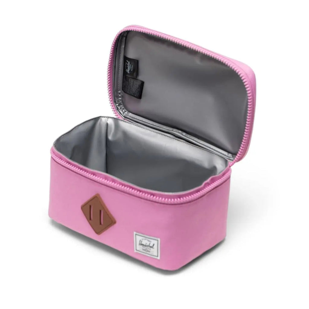 Herschel Lunch Box Little is designed to fit inside the Herschel heritage backpacks. This design is pink with brown trim. Inside 