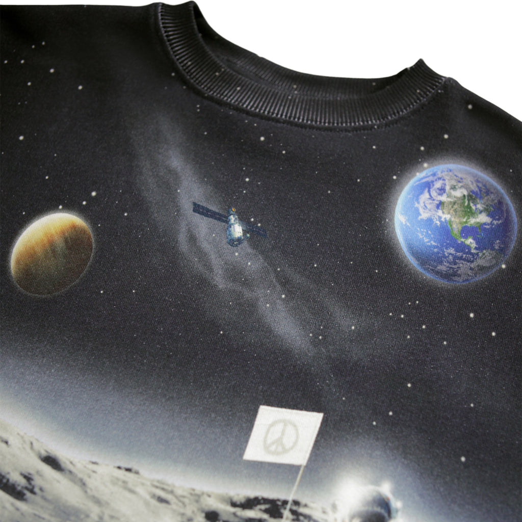 Molo Man on the Moon sweatshirt | beautiful digital print | sizes 2-10y | raglan sleeves| relaxed fit | has coordinating pants | closeup