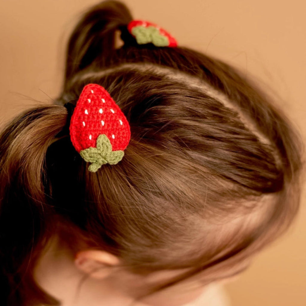 Handmade infant/toddler strawberry hairclip | ~2" x 1.5" | 